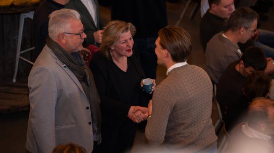 Klik voor een vergroting